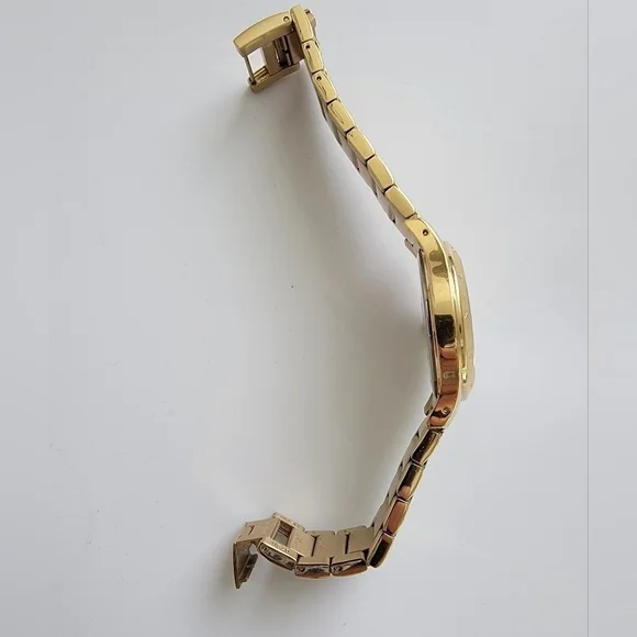 Coach Ladies Watch with Hot Pink Signature "C" Logo Face - Picture 8 of 10